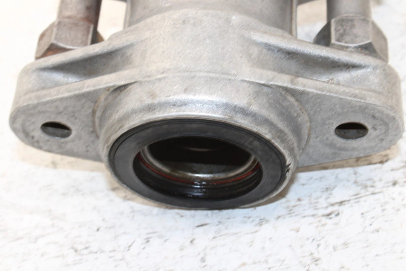 1988 Suzuki Lt 230 E Oem Rear Axle Housing 64720-25C00 AS7