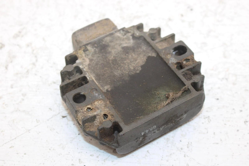 2004 Yamaha  Bruin 350 Oem Voltage Regulator 5GT-81960-00-00 Q3559
