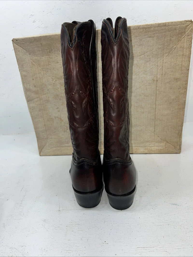 New Women’s Brown Acme Cowboy Boots. 5/5 5 1/2 C. 20-62