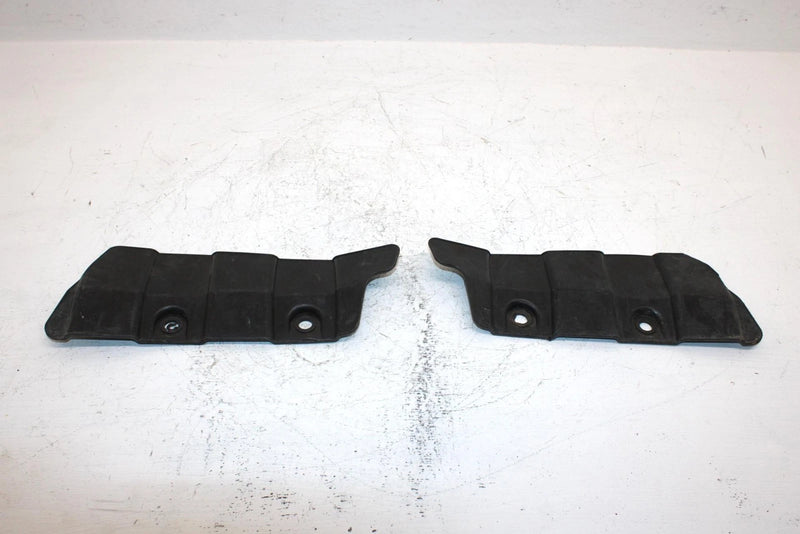 2004 Arctic Cat V2 650 Oem Rear Axle Shield Set 1406-069 1406-068 AA28
