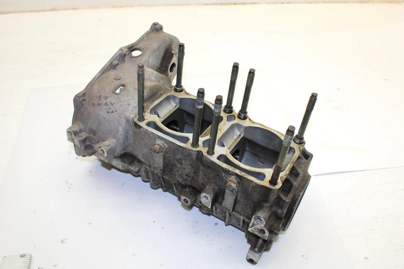 1997 Yamaha Vmax 600 Xt Oem Crankcase 8CR-15100-01-00 SY79