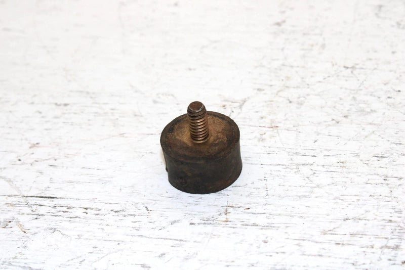 2002 Polaris Magnum 325 Oem Coolant Rubber Mount Set Of 3 5411548 AP185