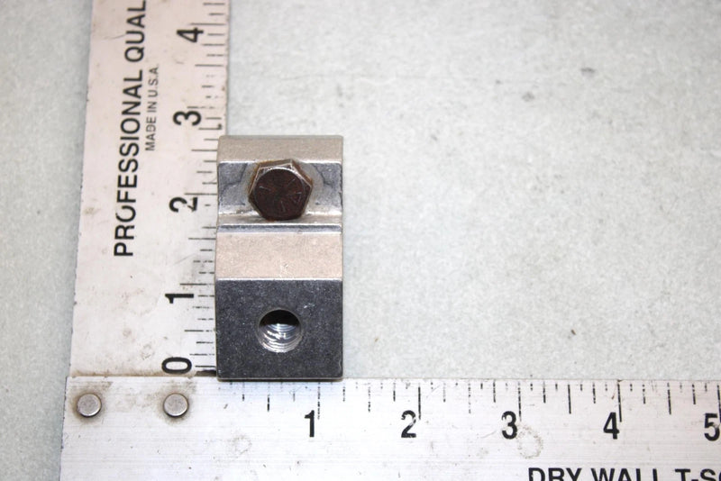 97 Polaris Trail Oem Idler Wheel Bracket With Bolt 5130570 Q415