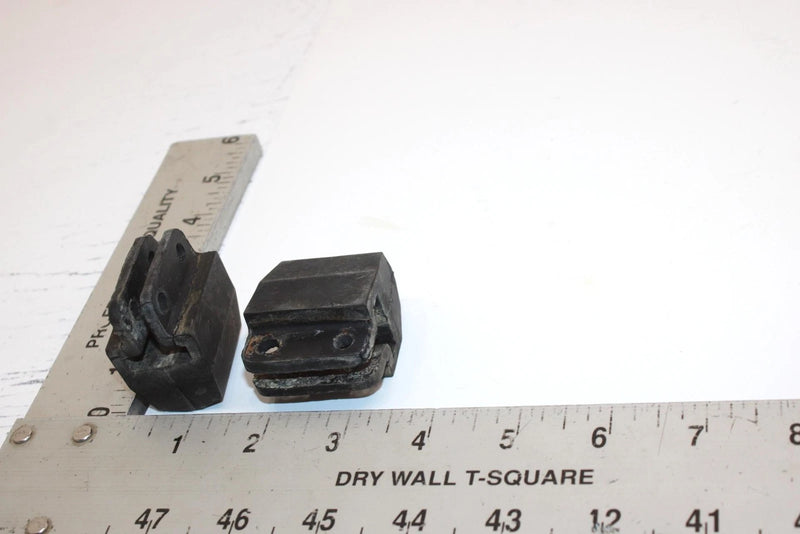1994 Yamaha Vmax 600 Oem Skid Rail Bumper Pair 83R-47456-00-00 SY25