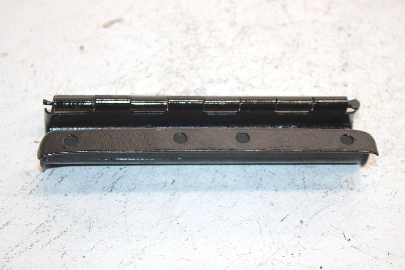 83 Yamaha Excel Iii Ec340g Oem Hood Hinge 8F3-77140-00-00 SY7