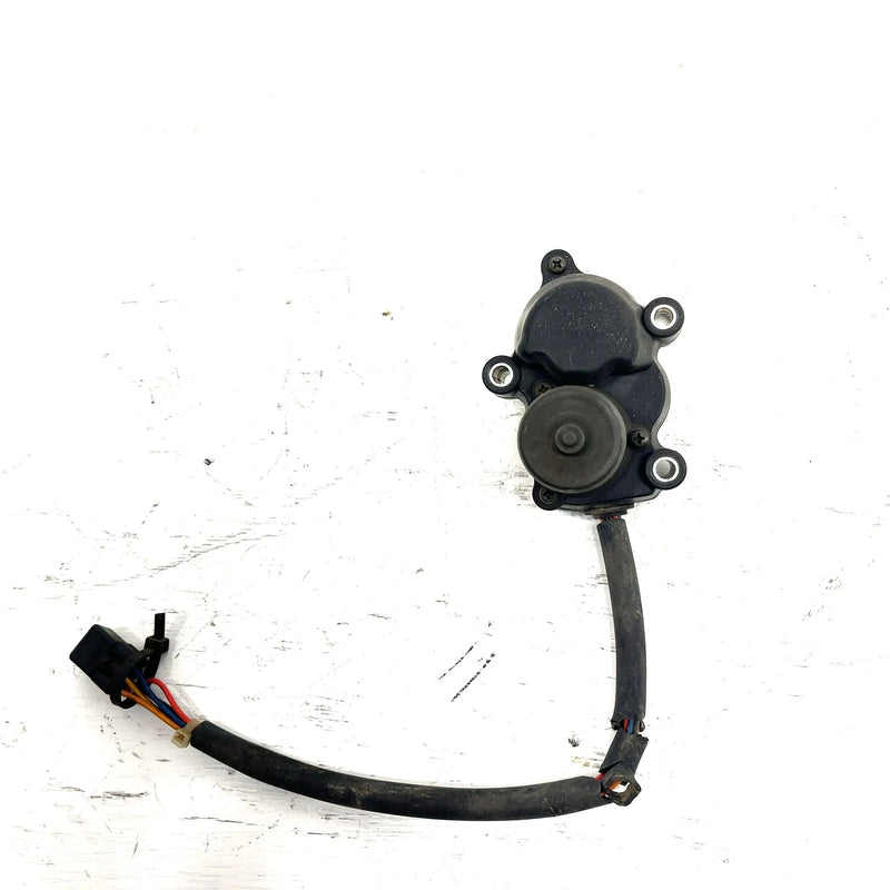 2005 Arctic Cat 650 4x4 V2 OEM Clutch Actuator 3201-466 AA39