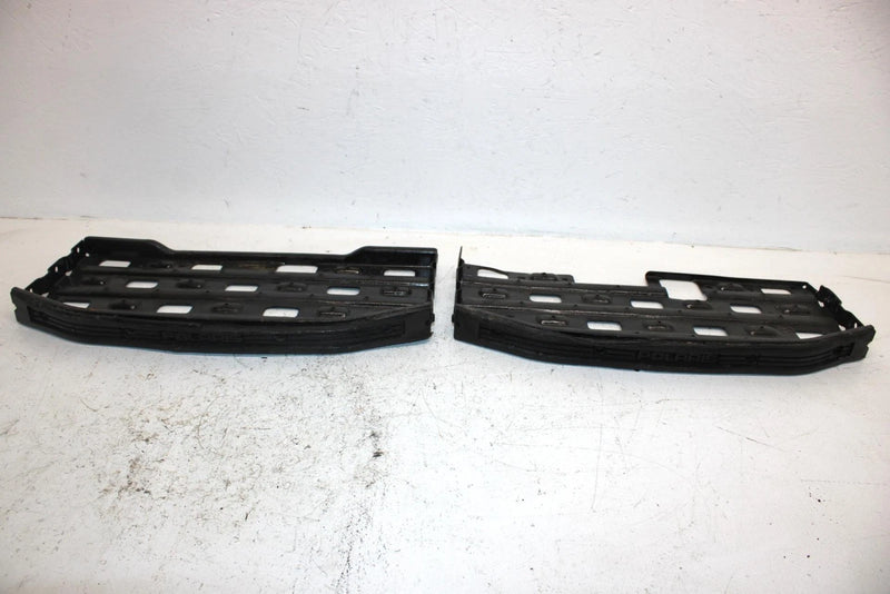1996 Polaris Magnum Oem Footrest Set 1040351-067 1040274-117 AP152