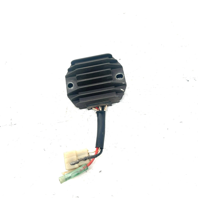 96-99 Yamaha Kodiak 400 YFM400FW 4x4 OEM Voltage Regulator 4KB-81960-02-00 AY64