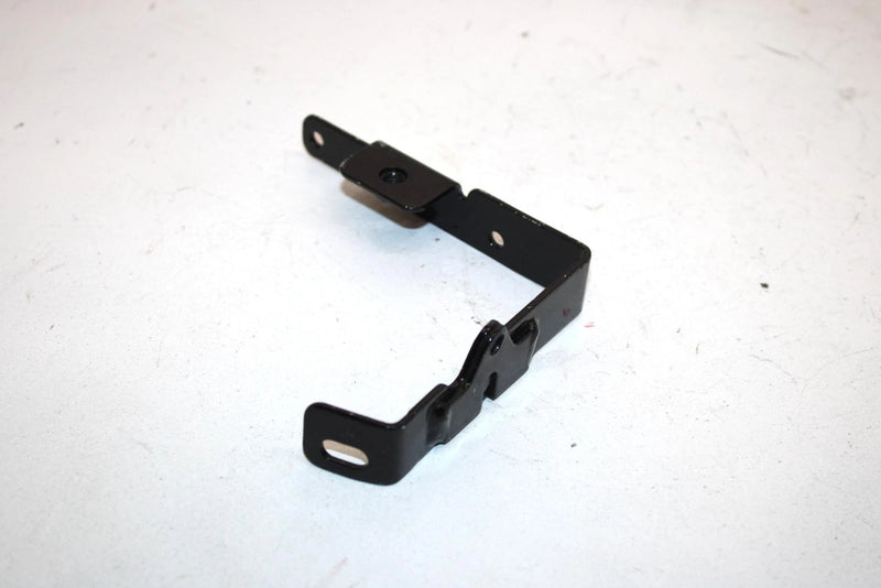 96 Ski-doo Formula Iii 600 Oem LH Hinge Bracket 517273300 SSS1