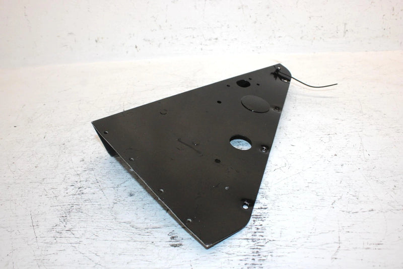 1996 Arctic Cat Zr 580 Oem Right Vent Backing Plate 0716-273 SA24