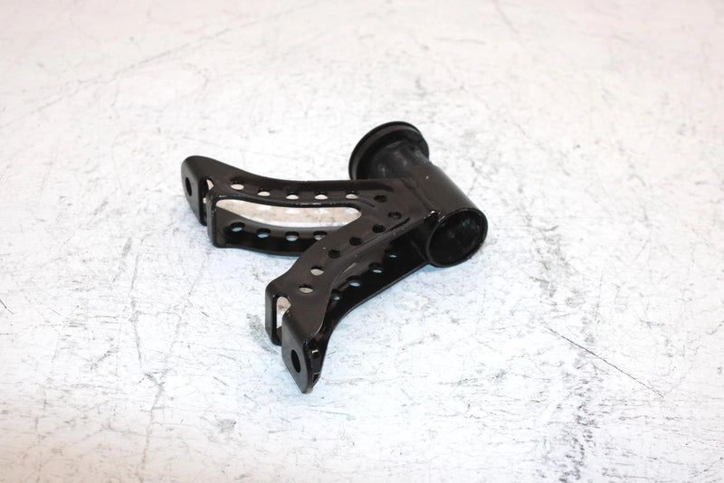 2000 Yamaha  Kodiak 400 Oem Upper Engine Mount 5GH-21315-00-00 AY26