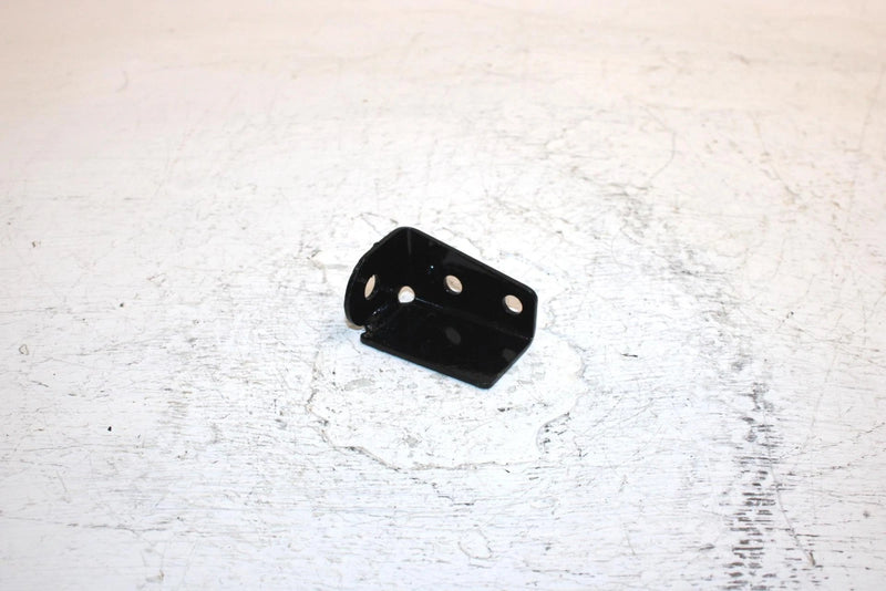 2003 Bombardier Quest 500 Oem Right Front Engine Bracket 707000101 AB13