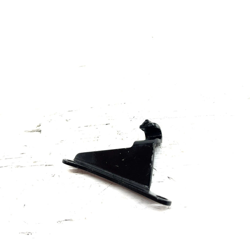 87-04 Yamaha Warrior 350 OEM Cable Bracket 1UY-15441-00-00 AY60