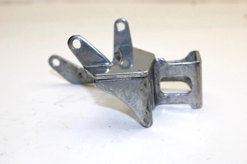 Suzuki OEM Shift Cable Bracket Mount 58870-19b00 Q1866