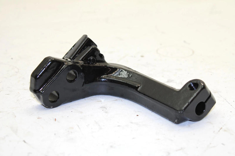 1988 Suzuki Quadrunner 250 Oem Front Right Knuckle Arm 51232-19B01 AS18