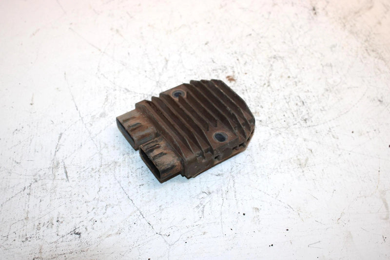 04 Honda Fourtrax Rincon Oem Voltage Regulator 31600-HN8-003 31600-HP0-A01 AH2