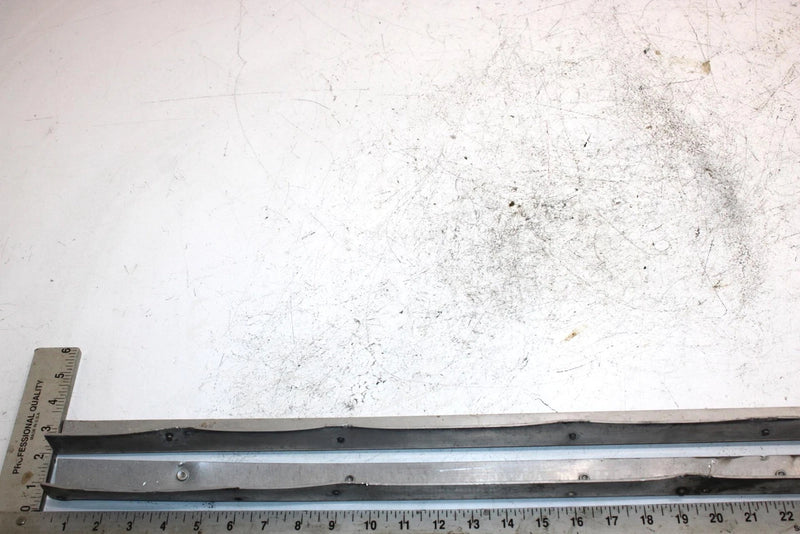 02 Ski-doo Grand Touring 500 Oem Tunnel Brace Set 518322395 518322396 SS24