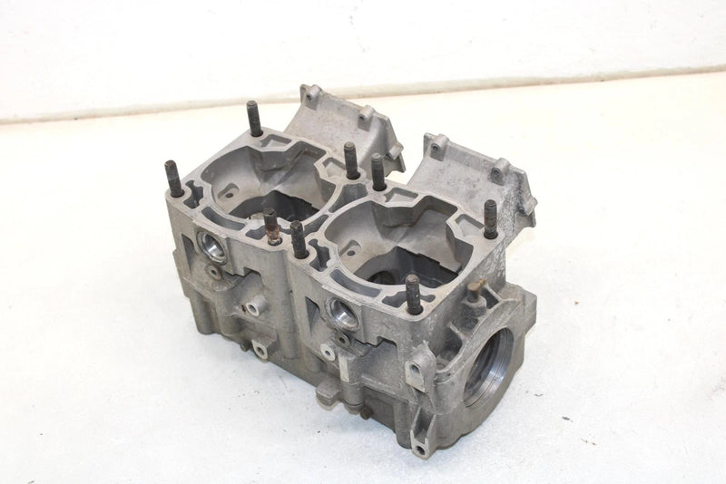 05 Polaris Xc Sp 700 Oem Engine Block Crankcase 2202233 SP204