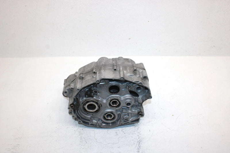 1986 Yamaha  Moto 4 Oem Crankcase 1NU-15100-00-00 AY7