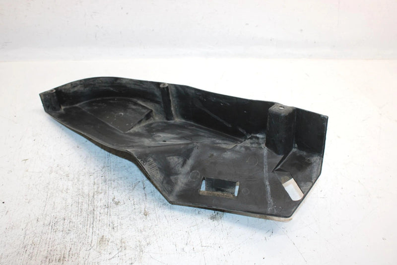 2004 Honda Fourtrax Recon Es Oem Left Inner Fender 61867-HM8-A40 AH8