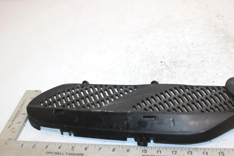 02 Ski-doo Grand Touring 500 Oem Intermediate Grill Set 517302031 SS24