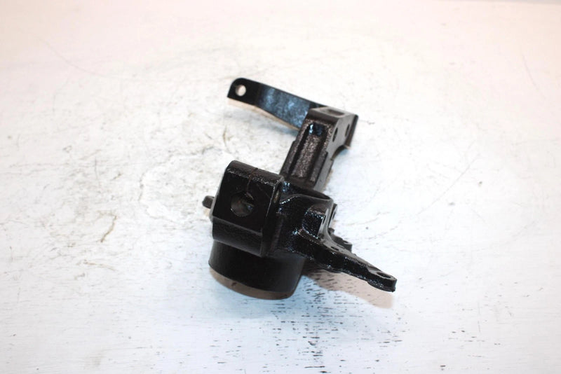 1998 Yamaha  Grizzly Oem Front Left Steering Knuckle 4WV-23501-00-00 AY49