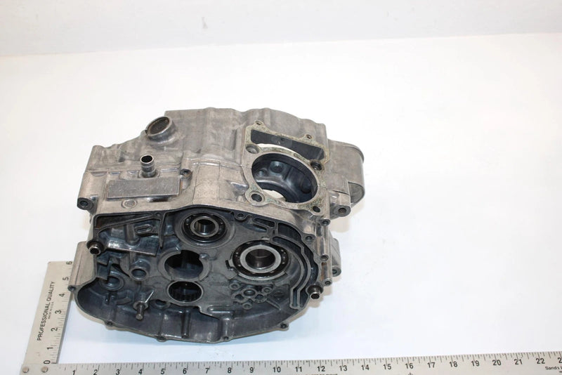 85 Yamaha  Moto 4 Yfm200n Oem Crankcase Assembly 52G-15100-00-00 AY17
