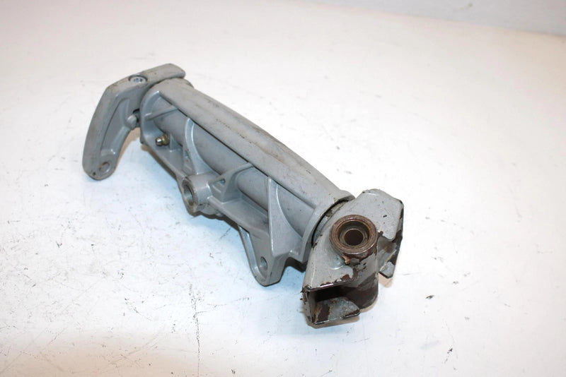 07 Arctic Cat Jaguar Z1 1100 Efi Oem Front Right Steering Knuckle 2703-220 SA301