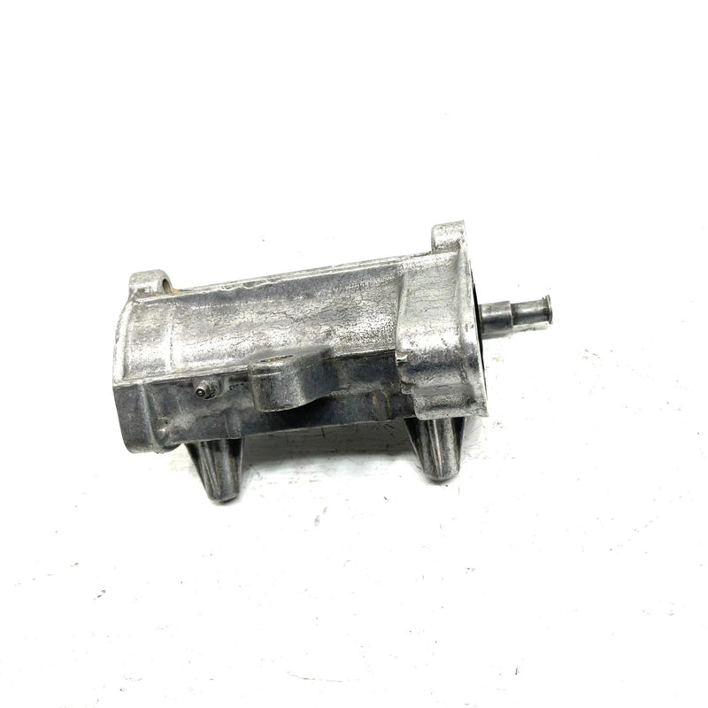 84-87 Suzuki Quadrunner 185 LT185 2x4 OEM Axle Housing W/Pin 64720-24402 AS39