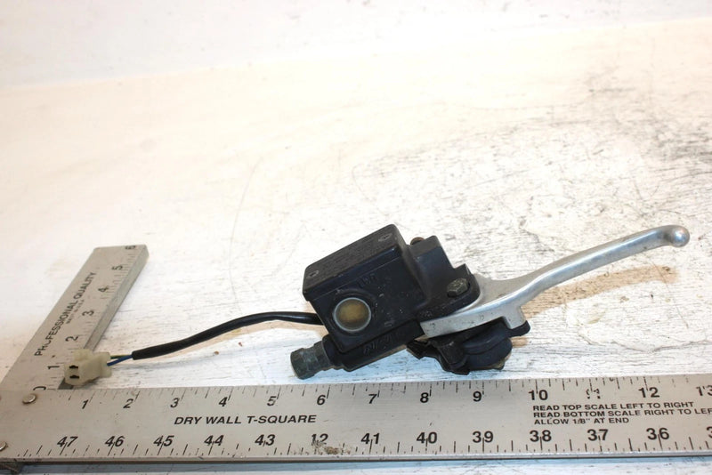 1997 Yamaha Vmax Sx 700 Triple Oem Brake Master Cylinder 8CR-W2587-00-00 SY10