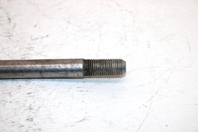 1984 Honda Atc 200 Esa Oem Front Wheel Axle 44301-VM4-680 AH60