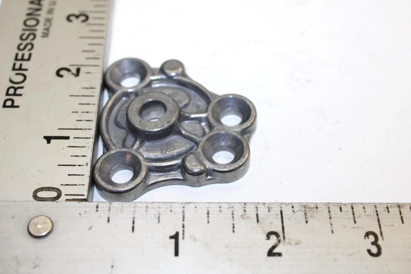 1997 Yamaha  Kodiak 400 Oem Oil Pump Case Cover 1UY-13300-00-00 Q3425
