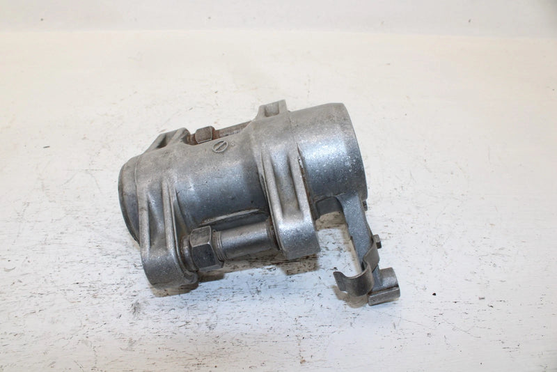 1988 Suzuki Lt 230 E Oem Rear Axle Housing 64720-25C00 AS7