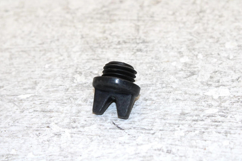 1995 Yamaha Vmax 500 Oem Chaincase Fill Cap  1RG-15363-00-00 SY34
