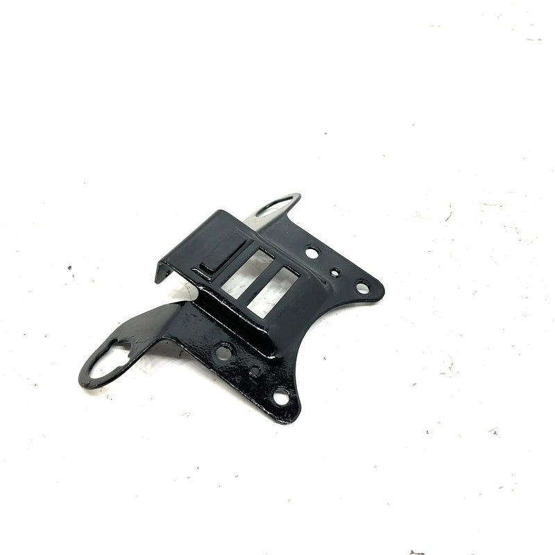 00-02 Polaris Magnum 325 4X4 OEM Instrument Panel Bracket 5241698-067 AP202