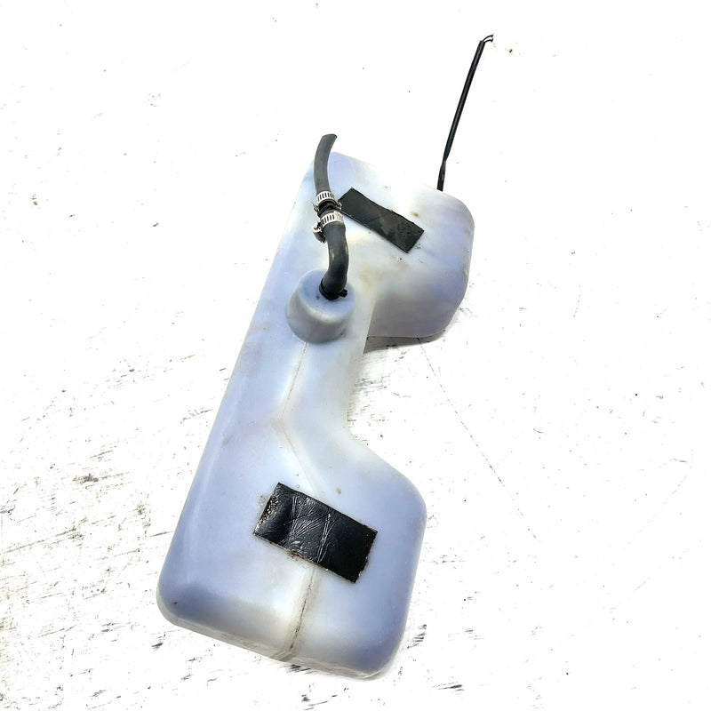 01-05 Yamaha WaveRunner XLT1200 OEM Oil Tank F0D-U775B-02-00 JY27.1