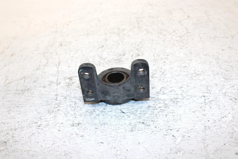 91 Yamaha Exciter Ii 570 Liquid Oem Jackshaft Bearing Supp. 85L-47631-00-00 SY24