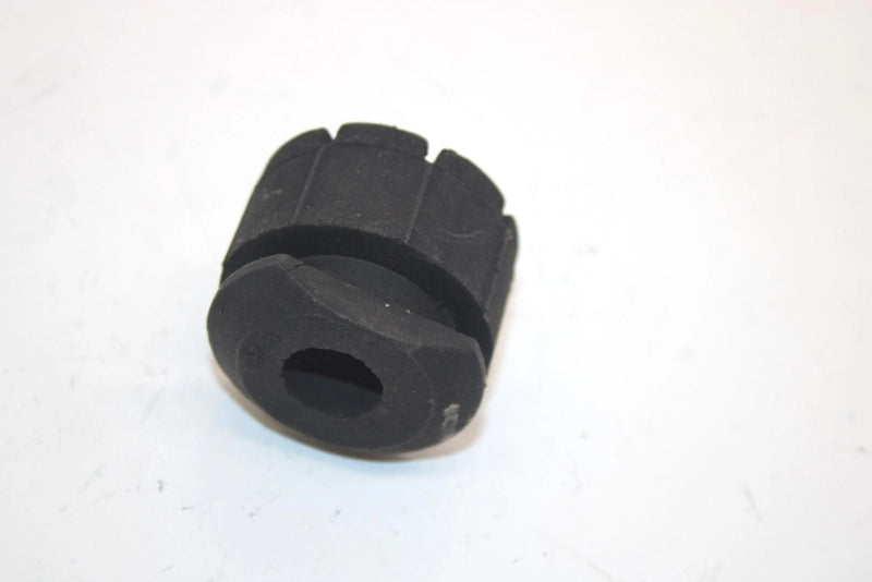 86 Honda Fourtrax 350 Trx350 4x4 Oem Seat Mounting Bushing 77207-HA0-000 Q2009