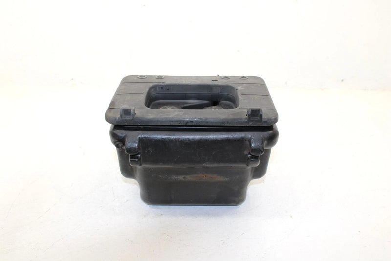 1999 Yamaha  Grizzly Oem Tool Box 5GT-2160A-00-00 AY47