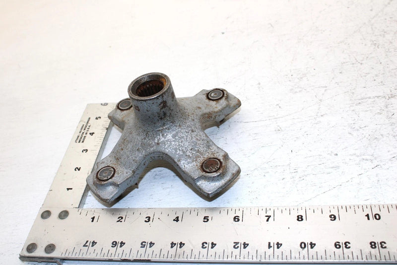2004 Kawasaki Kfx 700 Oem Rear Wheel Hub 49030-0047 AK30