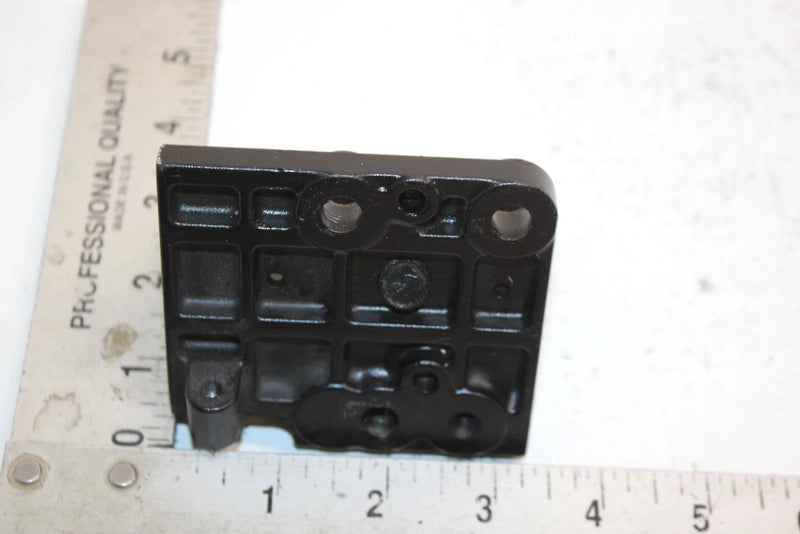 1998 Yamaha Waverunner Gp800 Oem Rear Engine Mount Bracket 66E-21426-01-8P JY9