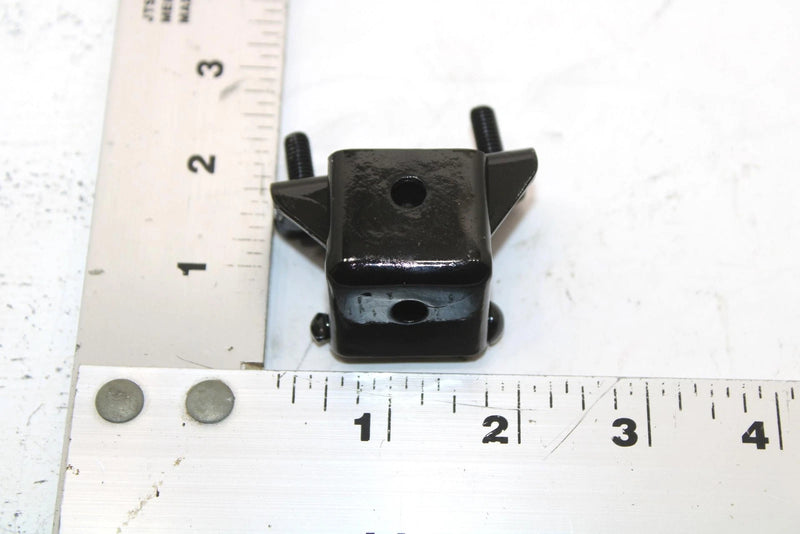 1989 Yamaha Srv Oem Hood Hinge Set 8L8-77140-00-00 SY134