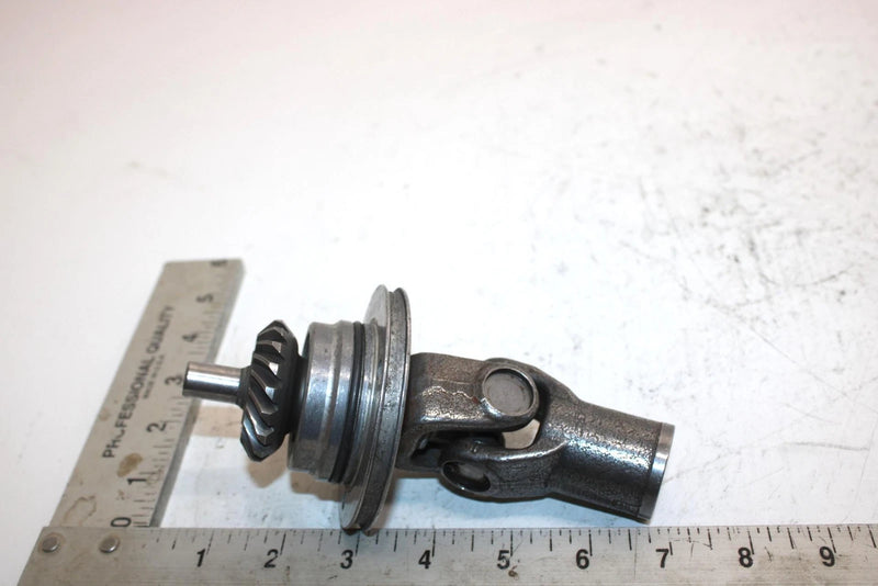 1986 Yamaha  Badger Yfm80s Oem Middle Drive Gear Assembly 2HX-17508-00-00 AY8