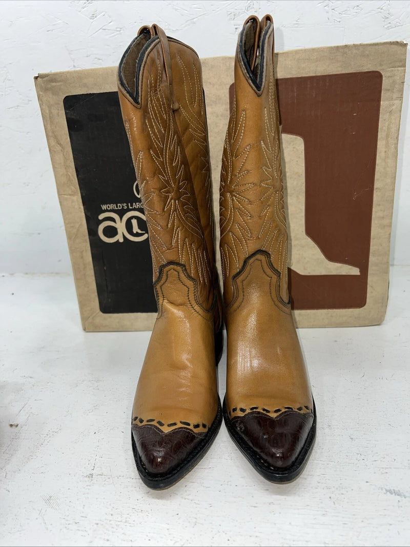 New Women’s Brown Acme Cowboy Boots. 666 6 A. 20-106