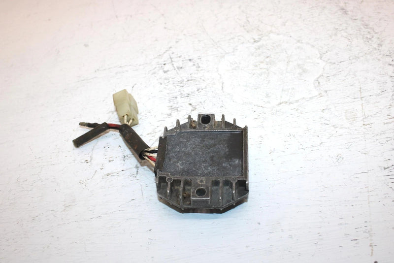 1998 Yamaha  Grizzly Oem Voltage Regulator 4KB-81960-02-00 AY49