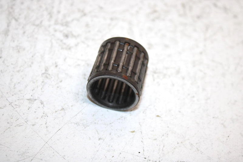 1994 Kawasaki 750 Ss Super Sport Oem Wrist pin Needle Bearing 13033-3702 JK9