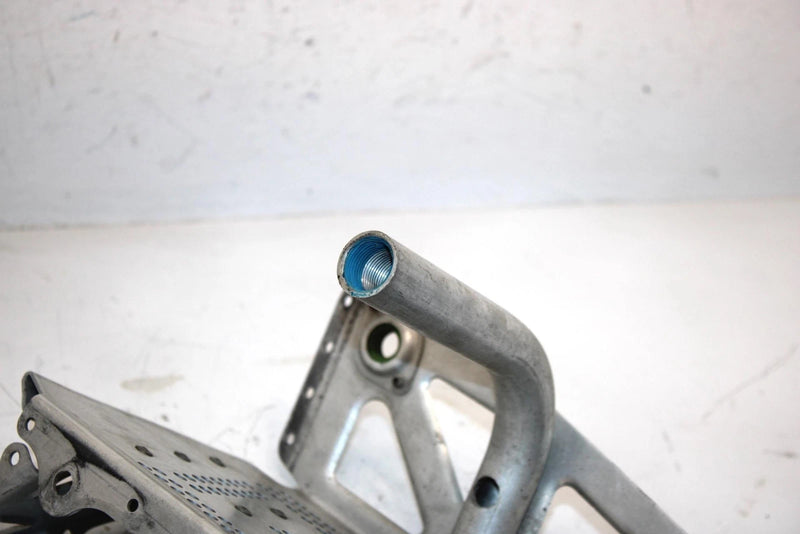 05 Arctic Cat M6 Efi 141 Oem Left Foot Rest 3706-297 SAS7