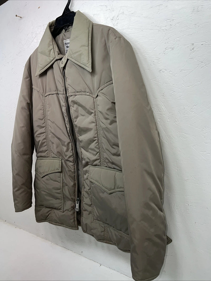 New Women’s Green Pioneer Wear Long Puffer Jacket Medium #515 QQ-21