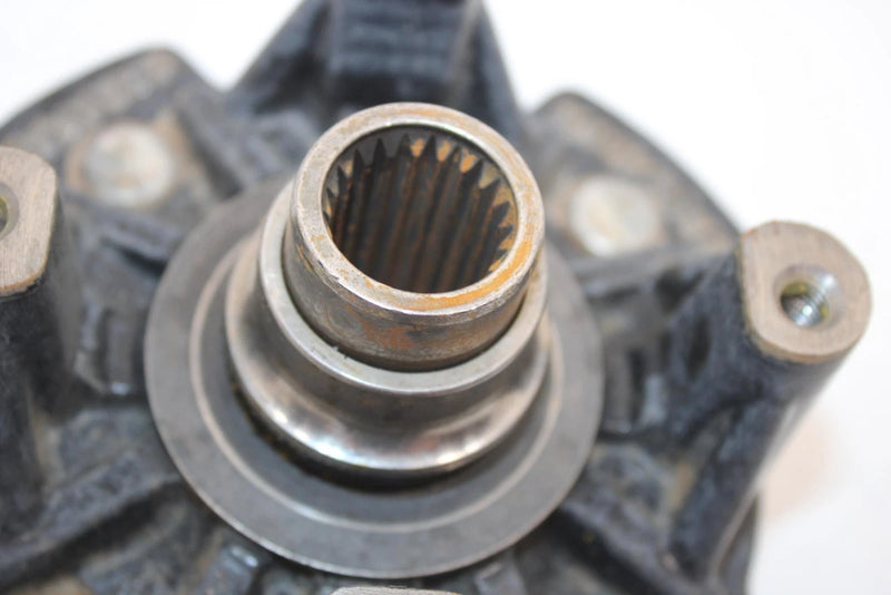 03 Bombardier Quest 650 Oem Wheel Hub With Race 705500254 705500634 AB1.1