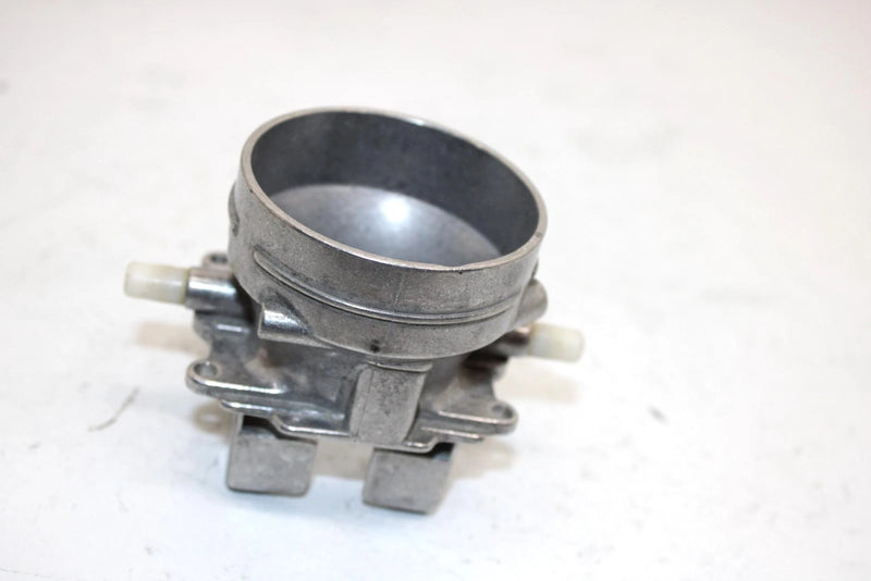 94 Yamaha Vmax 500 Le Vx500eu Oem Rear Carb Housing 8AB-14100-00-00 SYS